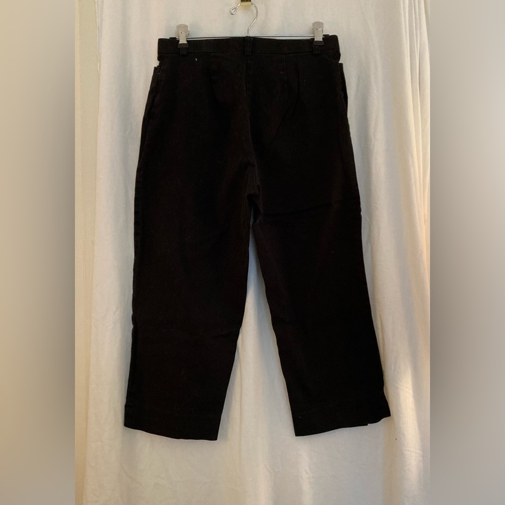 St. John’s Bay Black Stretch Cotton Capri Pants Pockets Size 6